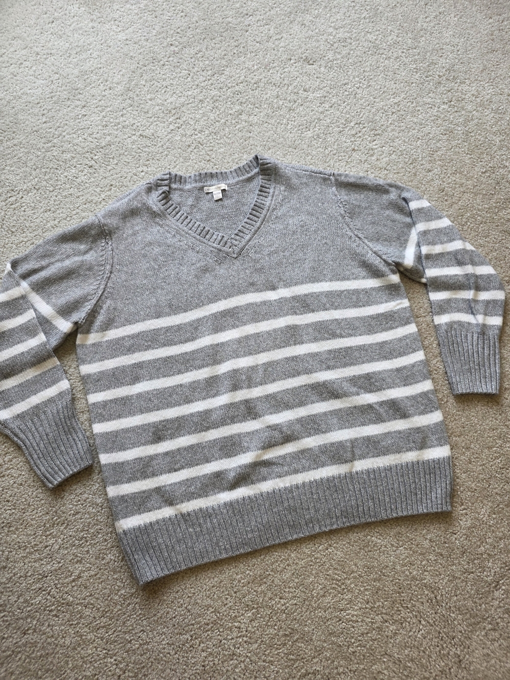 Cato Women's Gray and White Striped V-Neck Sweater